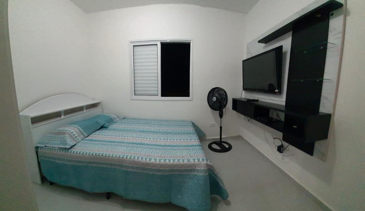 Apartamento Novo , Poucos Metros Da Praia Com Wi Fi Убатуба Екстериор снимка